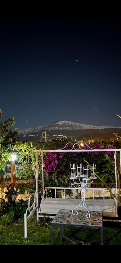 La Capanna Di Giuseppe E Maria Panzió Taormina Kültér fotó
