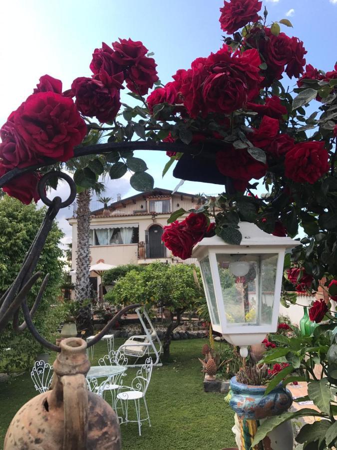 La Capanna Di Giuseppe E Maria Panzió Taormina Kültér fotó